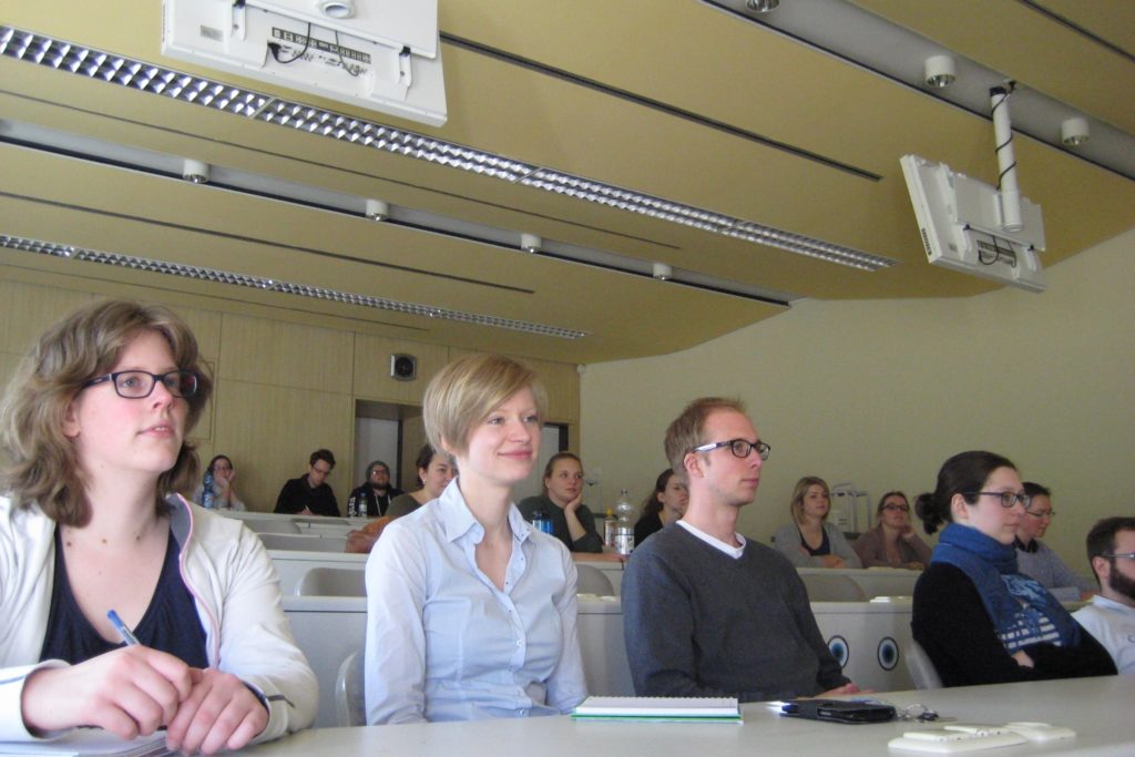 Uni campaign attracts top talent Uni campaign attracts top talent