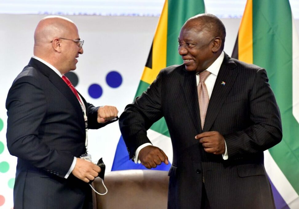 Aspen SAIC 2022 - 1 President Cyril Ramaphosa thanks Stavros Nicolaou for Aspen's R500 million pledge
